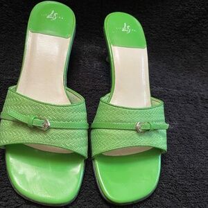 LifeStride Green Slide Pumps